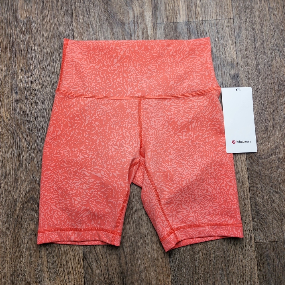 Lululemon Wunder Train High-Rise Short 8"